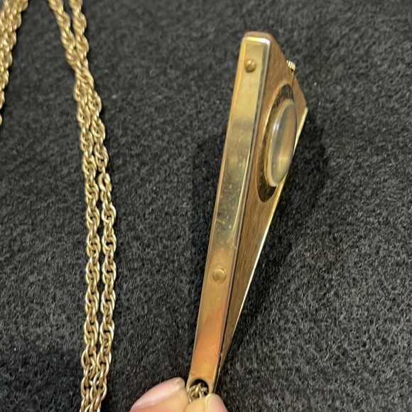 Mid-Century RARE Belforte Triangular Watch Pendant - Picture 5 of 8